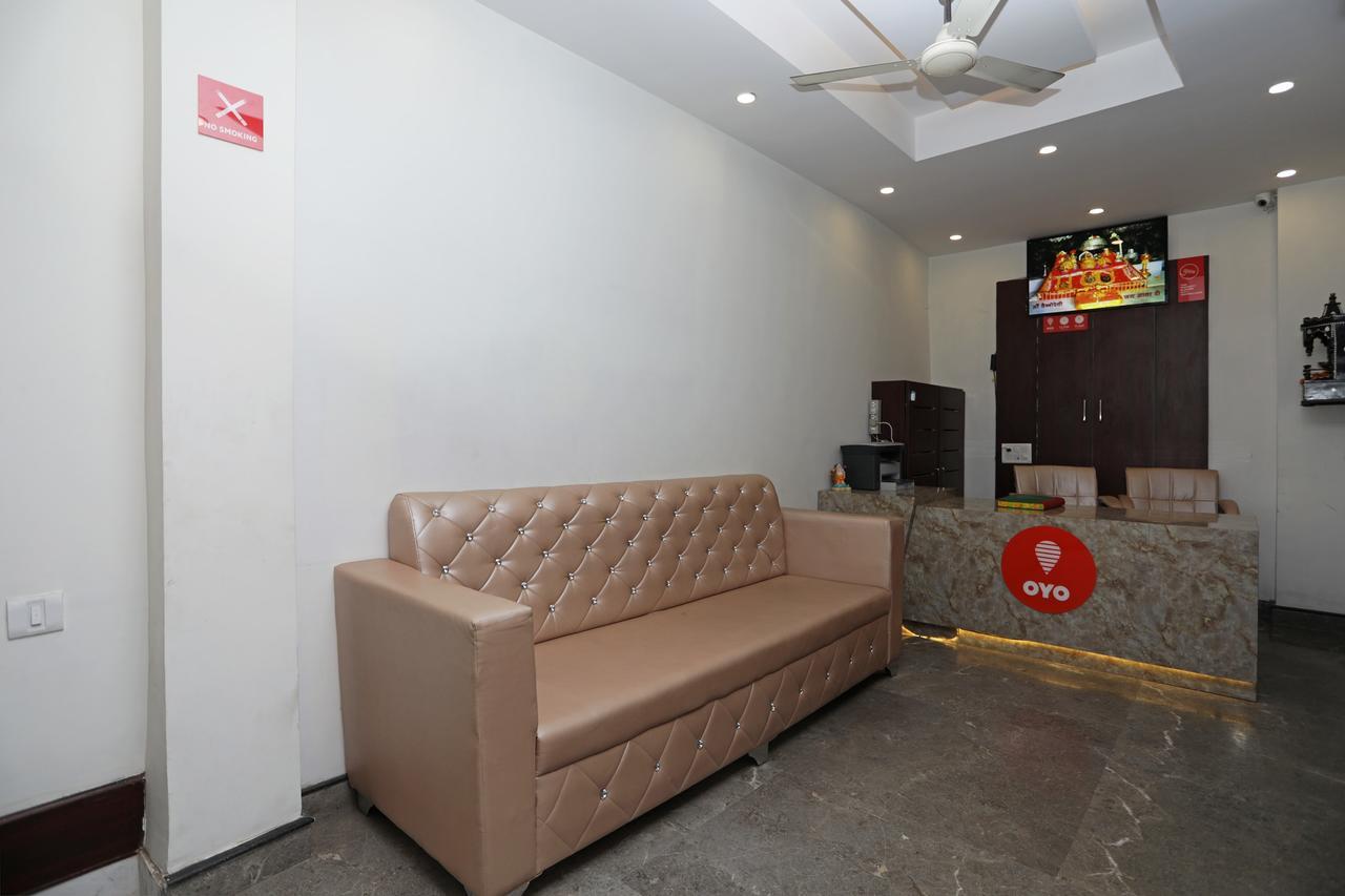 Hotel Corner Point Нью-Дели Экстерьер фото