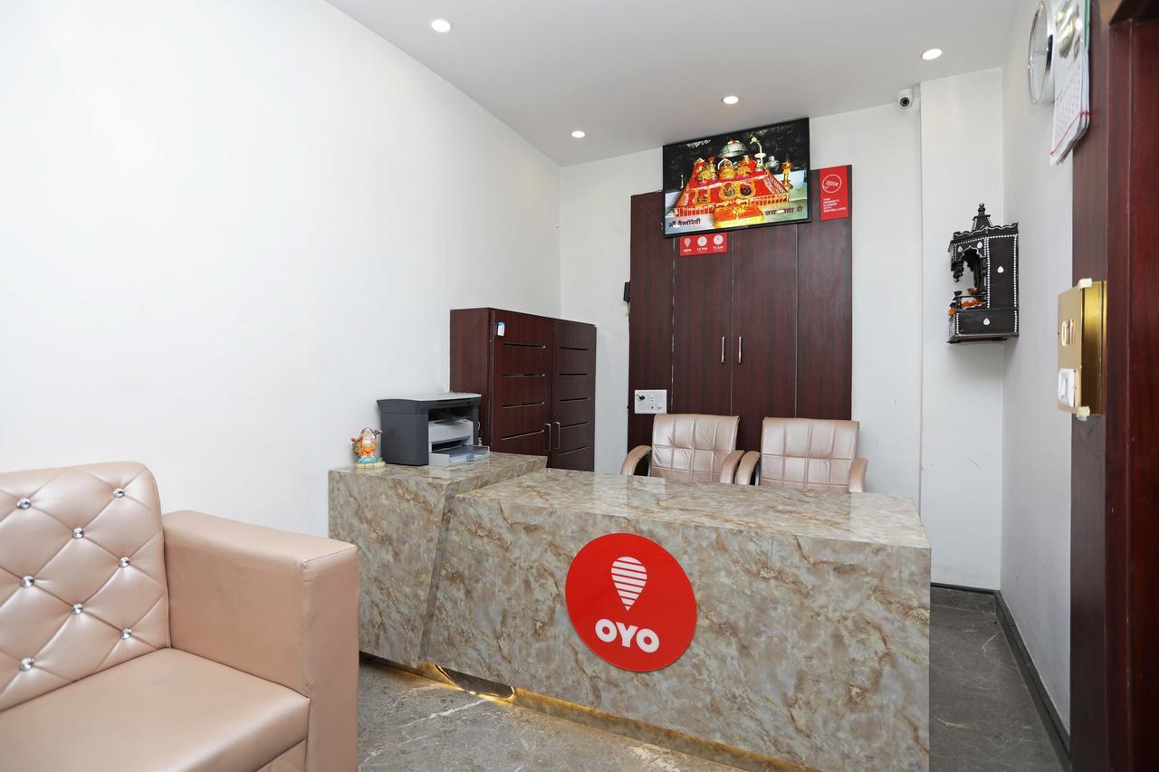Hotel Corner Point Нью-Дели Экстерьер фото